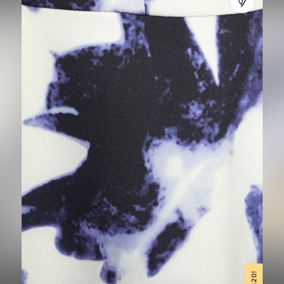 NWT Lulus “Seeing Chic” fit and flare dress blue white and purple size Medium - Picture 3 of 16